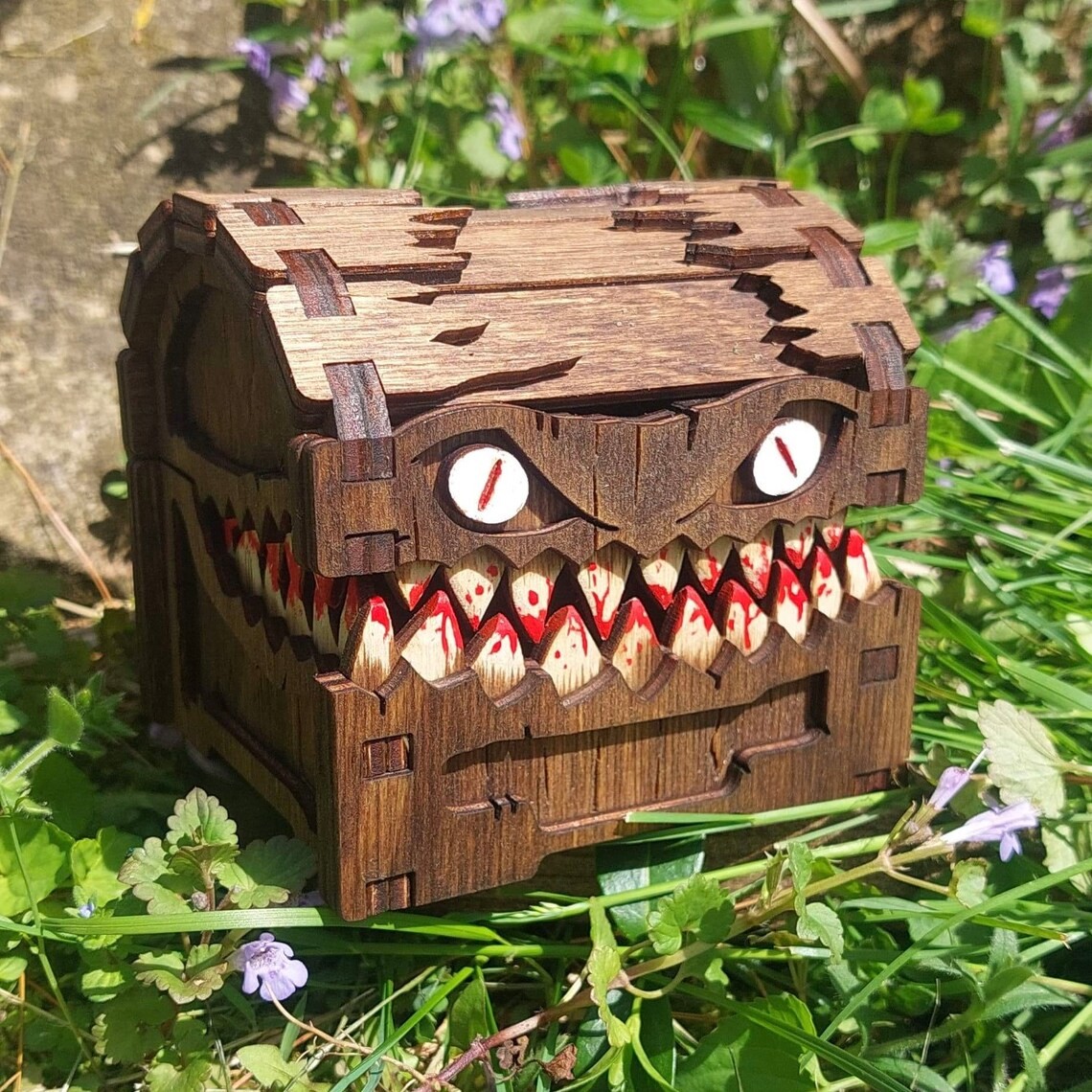 Mimic treasure box
